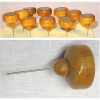 Calamita con spillone in legno laccato - immagine 3