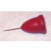 Calamita con spillone in legno verniciato rosso - immagine 2