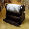 Tombolo spagnolo da tavolo con rullo cm 29 x circonferenza cm 47 e cassetto - immagine 4