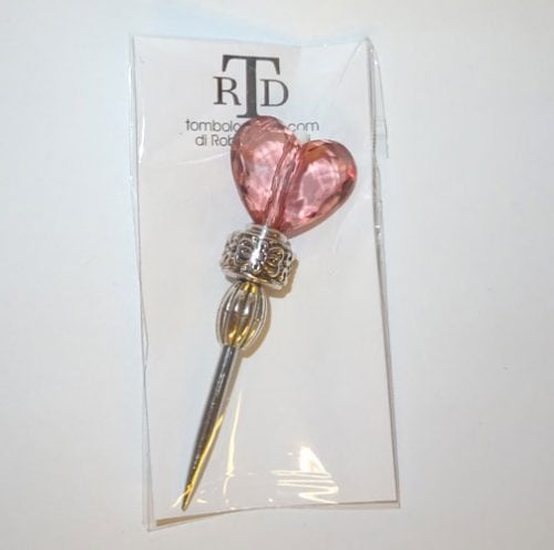 Punteruolo con cuore in resina rosa, senza tappo di protezione