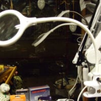 Lampada con pinza e lente d'ingrandimento 5x luce led