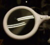 Lampada con pinza e lente d'ingrandimento 5x luce led - immagine 5