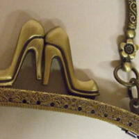 Chiusura per borsetta con manico e chiusura con scarpette, colore oro o argento brunito  cm 16