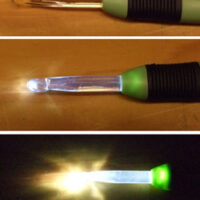 Uncinetto con punta luminosa