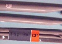 Uncinetto pony cm15, plastica grigioperla, dal 5,5 al 20
