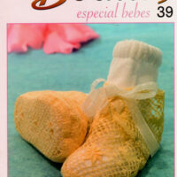 Labores de bolillos 39 / 2008: speciale bebe': bavaglini, lenzuolini, scarpette