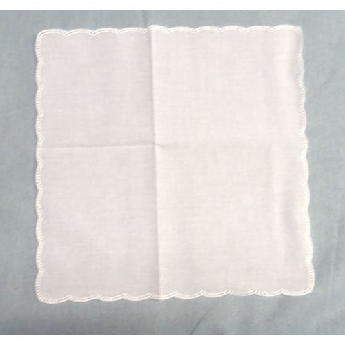 Runc34 Fazzolettino quadrato in batista di cotone bianco con bordo ondulato, lato 25 cm, ideale per ricamo e tombolo.