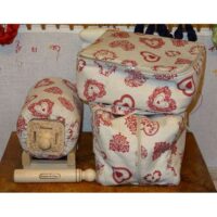 Kit da viaggio per merletto ad ago "cuoricini rossi"