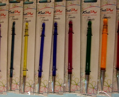 Uncinetto tunisi  punte in acrilico  per cavetti, spectra trendz cm 15