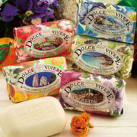 Dolce vivere: sapone vegetale gr 250