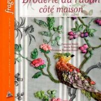 Broderie au ruban cote' maison