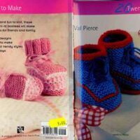 Knitted baby bootees
