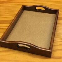 Vassoio arte povera rettangolare con 2 maniglie e 2 vellutini bordeaux,  cm 37,5 x 28, vetro cm 24,5 x 34