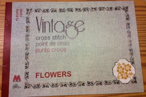 VINTAGE: FIORI A PUNTO CROCE