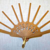 Struttura ventaglio legno, mignon traforato cm 25