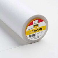 Interfodera termoadesiva h250/305, h cm 90 € 7,00 mt, Freudenberg vendita a multipli di 50 cm