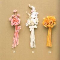 Tatting lace: corsage and accessories