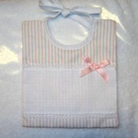 Bavagliolo  millerighe con banda in aida, righe azzurro - righe rosa cm 17x20