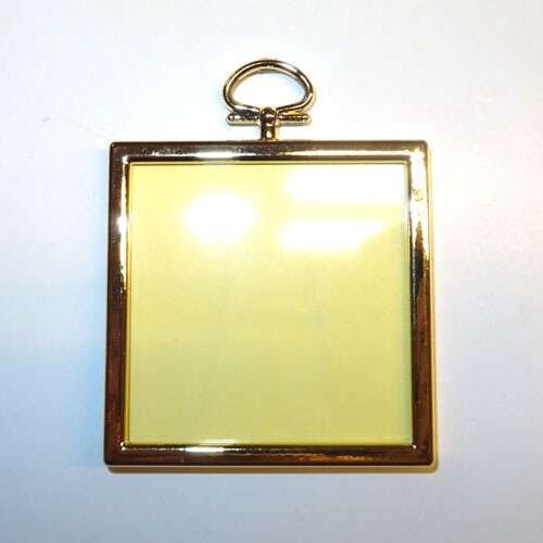 cornice rettangolare in plastica oro mm  63 x 63