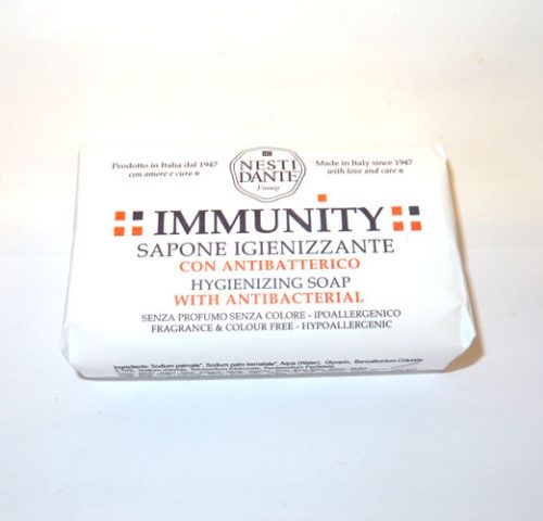 JOLLY/IMMUNITY: SAPONE IGIENIZZANTE CON ANTIBATTERICO 6 PEZZI