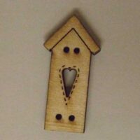 Bottone in legno  "casetta"
