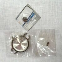 Base in metallo argentato per orologio tondo  cm 2,5