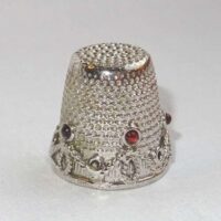 Ditale in argento con granati mm 17 by roberta dazzini
