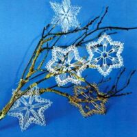 Bobbin lace half stitches fantasy in shape and colour