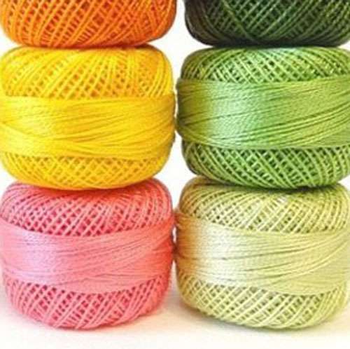 DMC scatola con coperchio modulare + 70 matassine di mouline'