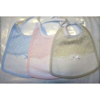 Bavagliolo triangolare con banda in aida azzurro-rosa-nocciola  cm22x21