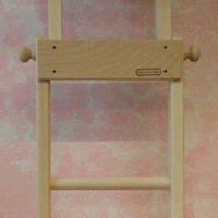 Supporto in legno di faggio orientabile e regolabile in altezza