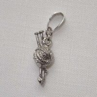 Charme in argento 925 ciondolo "gomitolo e ferri" cm 1,9 x 0,7 by roberta dazzini