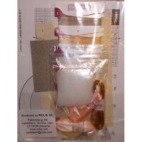 Medaglia ovale  con fiori in silk ribbon e ricamo,  riolis  cm 4,5 x 6,5