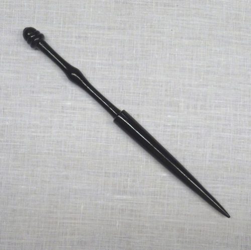 Fusello per arazzi  in  ebano cm 18 / tapestry bobbin
