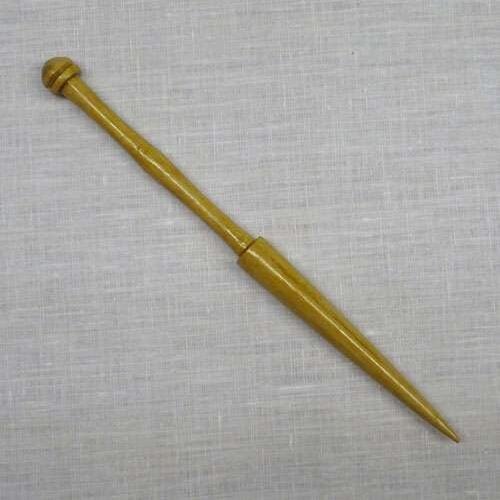 Fusello per arazzi  in  rovere cm 18,6/ tapestry bobbin