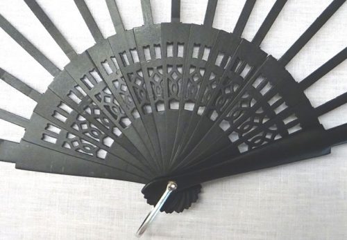 Struttura ventaglio traforato nero cm 42,5 - immagine 3