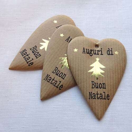 Etichette cuore in carta imbottita  decorata " buon natale " cm 7,5 x 5,2 / 3 pezzi