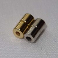 Chiusura con calamita senza occhiello, cilindro  colore oro o argento, cm 0,9 x 0,5