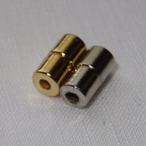 Chiusura con calamita senza occhiello, cilindro  colore oro o argento, cm 0,9 x 0,5