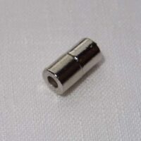 Chiusura con calamita senza occhiello, cilindro  colore oro o argento, cm 0,9 x 0,5