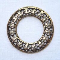 Anello forato tondo trifoglio  cm 3,2 x 0,7 x 0,2 colore oro