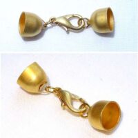Chiusura con coppette mm 7 colore oro opaco cm 3,8