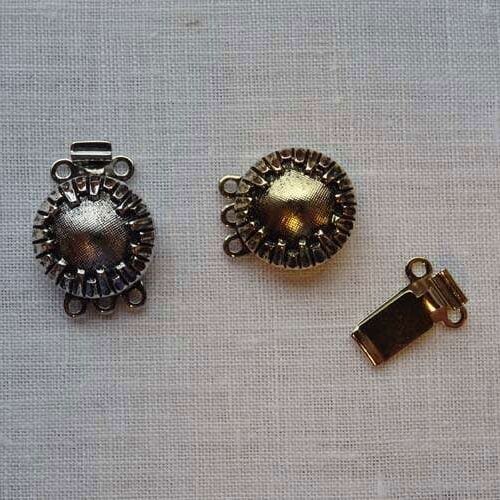 Chiusura  per collane oro antico o argento 3+3 attacchi/cm 1,3 x 0,5