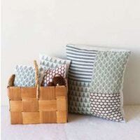 100 motifs successifs au point de corix, saori obata