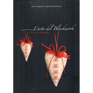 Spillone medaglione nero by roberta dazzini