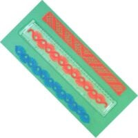 Righello in plastica con spazio porta ricamo o merletto cm 30