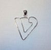 Lettera "v" struttura in argento 925  by roberta dazzini