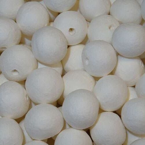 Palline bianche d'ovatta pressata con foro varie misure
