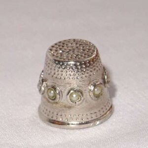 Ditale con 9 swarovski  bianchi in argento 925°°°mm15 by roberta dazzini