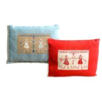 Les coussins, ub design kit schema + 1 pannello coppia bambine rosso